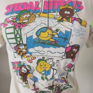 Girl Scouts Vintage 80s Girl Scout Cookies "Special Effects" Skiing Tee. YTH MD